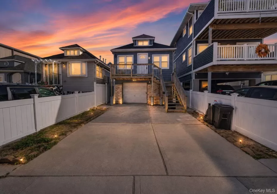 84 Pine Street, Long Beach, NY, 3 Bedrooms Bedrooms, 6 Rooms Rooms,1 BathroomBathrooms,Residential,For Rent,Pine,0,1016508 84 Pine Street, Long Beach, NY, 3 Bedrooms Bedrooms, 6 Rooms Rooms,1 BathroomBathrooms,Residential,For Rent,Pine,0,1016508