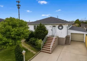 442 Albern Avenue, Hempstead, NY, 3 Bedrooms Bedrooms, 6 Rooms Rooms,1 BathroomBathrooms,Residential,For Rent,Albern,0,1016556 442 Albern Avenue, Hempstead, NY, 3 Bedrooms Bedrooms, 6 Rooms Rooms,1 BathroomBathrooms,Residential,For Rent,Albern,0,1016556