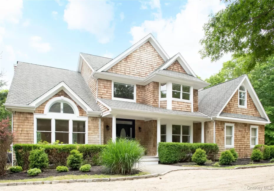 1999 Deerfield Road, Southampton, NY, 5 Bedrooms Bedrooms, 13 Rooms Rooms,4 BathroomsBathrooms,Residential,For Rent,Deerfield,0,1012206 1999 Deerfield Road, Southampton, NY, 5 Bedrooms Bedrooms, 13 Rooms Rooms,4 BathroomsBathrooms,Residential,For Rent,Deerfield,0,1012206