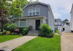 301 Linwood Avenue, Hempstead, NY, 5 Bedrooms Bedrooms, 13 Rooms Rooms,3 BathroomsBathrooms,Residential Lease,For Rent,Linwood,0,1013821 301 Linwood Avenue, Hempstead, NY, 5 Bedrooms Bedrooms, 13 Rooms Rooms,3 BathroomsBathrooms,Residential Lease,For Rent,Linwood,0,1013821