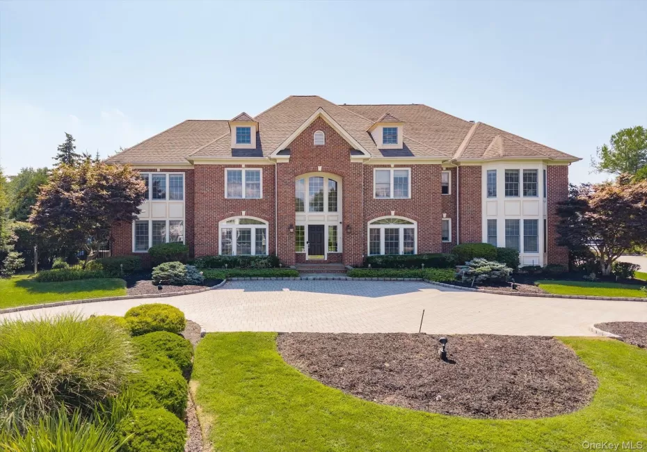 26 Legends Circle, Huntington, NY, 6 Bedrooms Bedrooms, 13 Rooms Rooms,5 BathroomsBathrooms,Residential,For Rent,Legends,0,KEY1016607 26 Legends Circle, Huntington, NY, 6 Bedrooms Bedrooms, 13 Rooms Rooms,5 BathroomsBathrooms,Residential,For Rent,Legends,0,KEY1016607