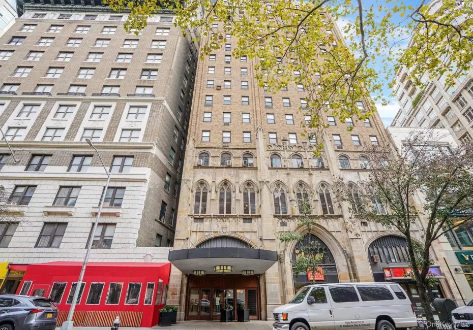2166 Broadway, New York, NY, 1 Bedroom Bedrooms, 4 Rooms Rooms,1 BathroomBathrooms,Residential,For Rent,Broadway,0,1010168 2166 Broadway, New York, NY, 1 Bedroom Bedrooms, 4 Rooms Rooms,1 BathroomBathrooms,Residential,For Rent,Broadway,0,1010168