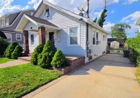 375 W Valley Stream Blvd., Hempstead, NY, 3 Bedrooms Bedrooms, 6 Rooms Rooms,2 BathroomsBathrooms,Residential,For Rent,W Valley Stream Blvd.,0,1016326 375 W Valley Stream Blvd., Hempstead, NY, 3 Bedrooms Bedrooms, 6 Rooms Rooms,2 BathroomsBathrooms,Residential,For Rent,W Valley Stream Blvd.,0,1016326