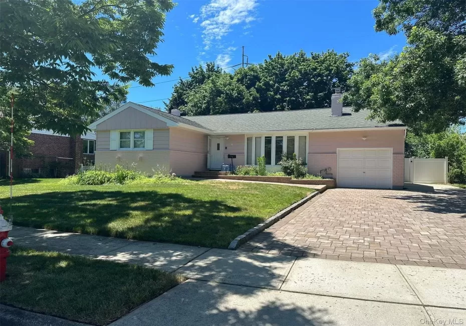 4 Edna Drive, Oyster Bay, NY, 3 Bedrooms Bedrooms, 8 Rooms Rooms,2 BathroomsBathrooms,Residential Lease,For Rent,Edna,0,1016751 4 Edna Drive, Oyster Bay, NY, 3 Bedrooms Bedrooms, 8 Rooms Rooms,2 BathroomsBathrooms,Residential Lease,For Rent,Edna,0,1016751