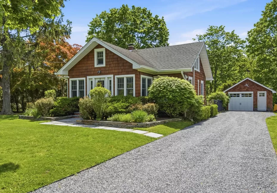 36 Watchogue Avenue, Brookhaven, NY, 3 Bedrooms Bedrooms, 7 Rooms Rooms,2 BathroomsBathrooms,Residential,For Rent,Watchogue,0,1016739 36 Watchogue Avenue, Brookhaven, NY, 3 Bedrooms Bedrooms, 7 Rooms Rooms,2 BathroomsBathrooms,Residential,For Rent,Watchogue,0,1016739