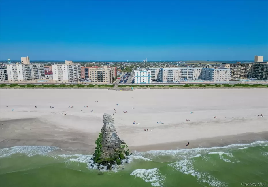 10 Franklin Boulevard, Long Beach, NY, 1 Bedroom Bedrooms, 4 Rooms Rooms,1 BathroomBathrooms,Residential Lease,For Rent,Franklin,0,1016824 10 Franklin Boulevard, Long Beach, NY, 1 Bedroom Bedrooms, 4 Rooms Rooms,1 BathroomBathrooms,Residential Lease,For Rent,Franklin,0,1016824