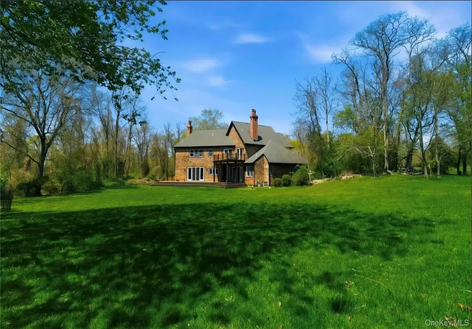 9 Locust Woods Drive, Shelter Island, NY, 4 Bedrooms Bedrooms, 14 Rooms Rooms,3 BathroomsBathrooms,Residential Lease,For Rent,Locust Woods,0,1016666 9 Locust Woods Drive, Shelter Island, NY, 4 Bedrooms Bedrooms, 14 Rooms Rooms,3 BathroomsBathrooms,Residential Lease,For Rent,Locust Woods,0,1016666