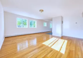 81-64 102nd Avenue, New York, NY, 3 Bedrooms Bedrooms, 6 Rooms Rooms,1 BathroomBathrooms,Residential Lease,For Rent,102nd,0,1016657 81-64 102nd Avenue, New York, NY, 3 Bedrooms Bedrooms, 6 Rooms Rooms,1 BathroomBathrooms,Residential Lease,For Rent,102nd,0,1016657