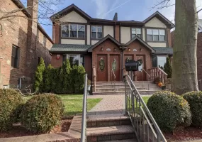 46-45 193rd Street, New York, NY, 3 Bedrooms Bedrooms, 5 Rooms Rooms,2 BathroomsBathrooms,Residential Lease,For Rent,193rd,0,1015465 46-45 193rd Street, New York, NY, 3 Bedrooms Bedrooms, 5 Rooms Rooms,2 BathroomsBathrooms,Residential Lease,For Rent,193rd,0,1015465
