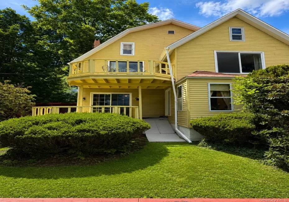 9 Smith Street, Thompson, NY, 3 Bedrooms Bedrooms, 8 Rooms Rooms,2 BathroomsBathrooms,Residential,For Rent,Smith,0,1017017 9 Smith Street, Thompson, NY, 3 Bedrooms Bedrooms, 8 Rooms Rooms,2 BathroomsBathrooms,Residential,For Rent,Smith,0,1017017