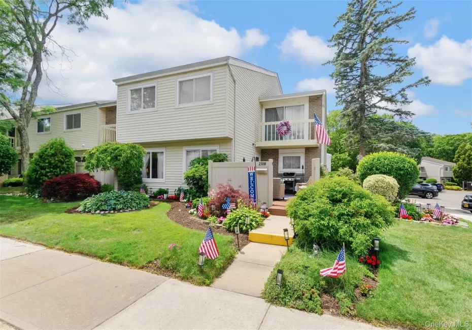 230 Springmeadow Drive, Islip, NY, 3 Bedrooms Bedrooms, 5 Rooms Rooms,1 BathroomBathrooms,Residential,For Rent,Springmeadow,0,KEY1016436 230 Springmeadow Drive, Islip, NY, 3 Bedrooms Bedrooms, 5 Rooms Rooms,1 BathroomBathrooms,Residential,For Rent,Springmeadow,0,KEY1016436