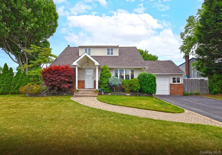 1238 Garden Place, Hempstead, NY, 3 Bedrooms Bedrooms, 7 Rooms Rooms,2 BathroomsBathrooms,Residential,For Rent,Garden,0,1016992 1238 Garden Place, Hempstead, NY, 3 Bedrooms Bedrooms, 7 Rooms Rooms,2 BathroomsBathrooms,Residential,For Rent,Garden,0,1016992