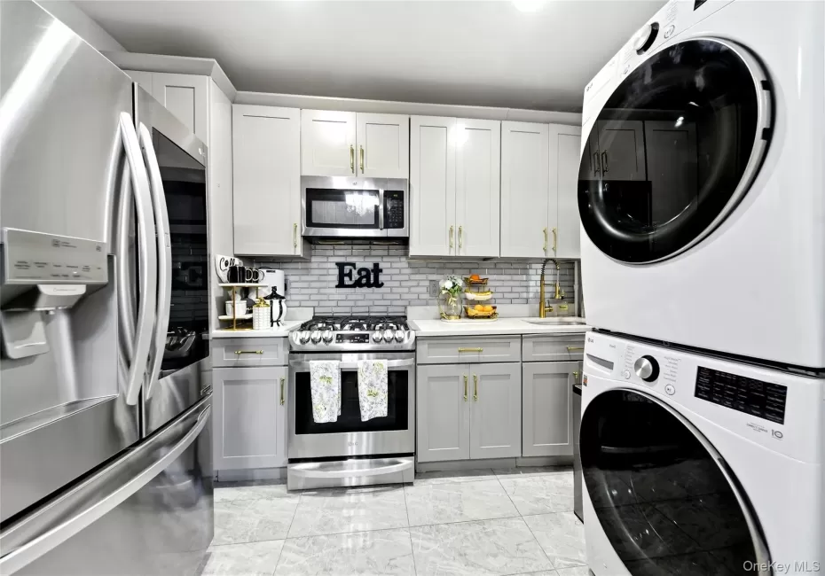 160 Wadsworth Avenue, New York, NY, 2 Bedrooms Bedrooms, 4 Rooms Rooms,1 BathroomBathrooms,Residential,For Rent,Wadsworth,0,1016968 160 Wadsworth Avenue, New York, NY, 2 Bedrooms Bedrooms, 4 Rooms Rooms,1 BathroomBathrooms,Residential,For Rent,Wadsworth,0,1016968