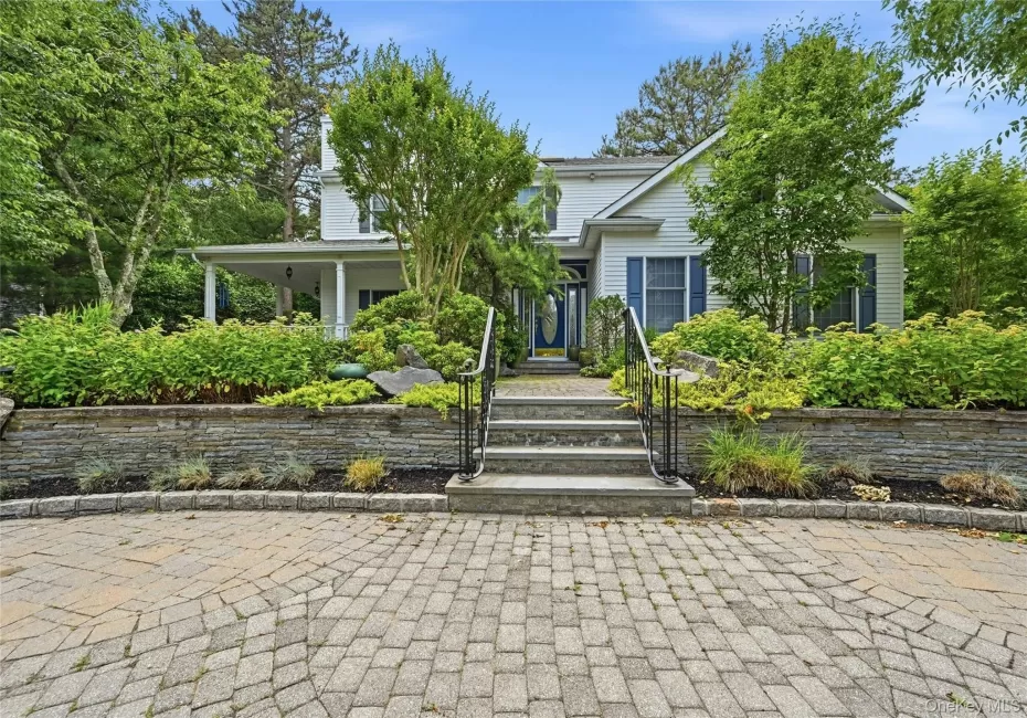 6 Thunder Road, Brookhaven, NY, 4 Bedrooms Bedrooms, 14 Rooms Rooms,3 BathroomsBathrooms,Residential,For Rent,Thunder,0,KEY1014006 6 Thunder Road, Brookhaven, NY, 4 Bedrooms Bedrooms, 14 Rooms Rooms,3 BathroomsBathrooms,Residential,For Rent,Thunder,0,KEY1014006