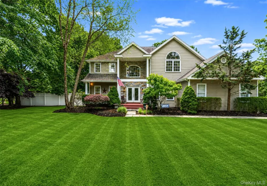 17 Esplanade Drive, Brookhaven, NY, 4 Bedrooms Bedrooms, 12 Rooms Rooms,4 BathroomsBathrooms,Residential,For Rent,Esplanade,0,KEY1016639 17 Esplanade Drive, Brookhaven, NY, 4 Bedrooms Bedrooms, 12 Rooms Rooms,4 BathroomsBathrooms,Residential,For Rent,Esplanade,0,KEY1016639