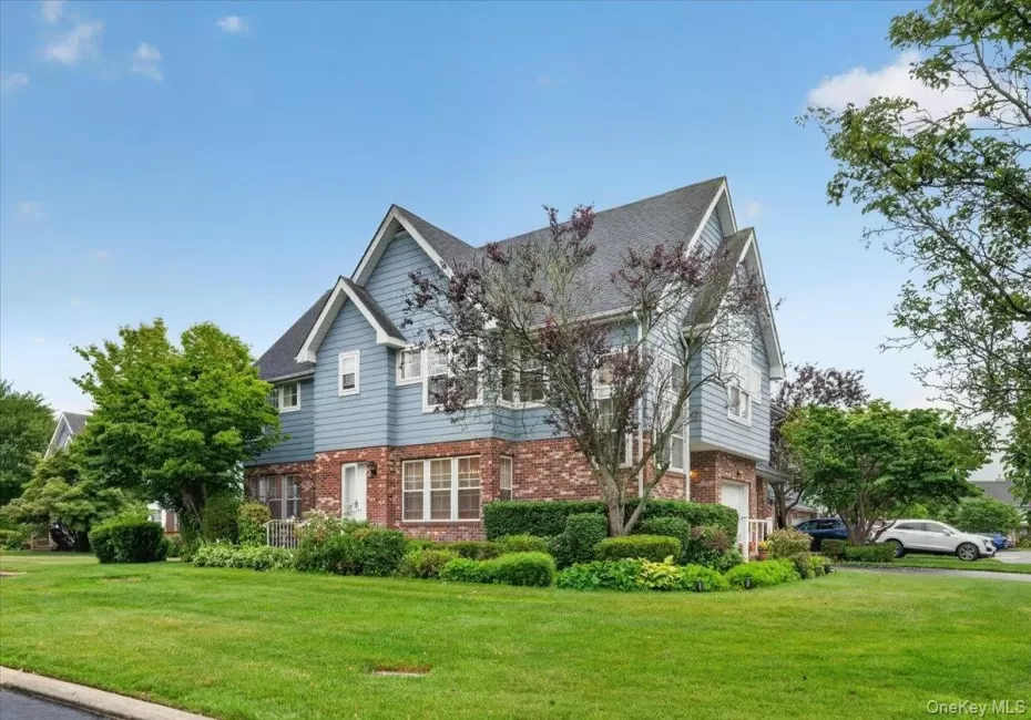 41-43 Broadlawn Drive, Islip, NY, 3 Bedrooms Bedrooms, 8 Rooms Rooms,3 BathroomsBathrooms,Residential,For Rent,Broadlawn,0,KEY1017053 41-43 Broadlawn Drive, Islip, NY, 3 Bedrooms Bedrooms, 8 Rooms Rooms,3 BathroomsBathrooms,Residential,For Rent,Broadlawn,0,KEY1017053