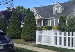 719 Oriole Avenue, Hempstead, NY, 4 Bedrooms Bedrooms, 7 Rooms Rooms,3 BathroomsBathrooms,Residential,For Rent,Oriole,0,KEY1017068 719 Oriole Avenue, Hempstead, NY, 4 Bedrooms Bedrooms, 7 Rooms Rooms,3 BathroomsBathrooms,Residential,For Rent,Oriole,0,KEY1017068