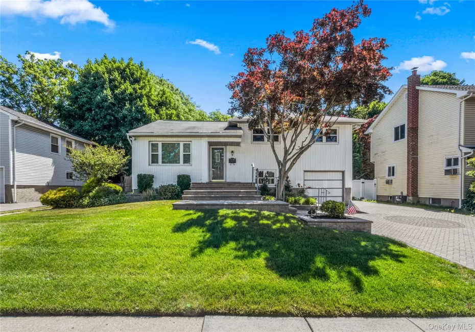 7 Margaret Drive, Oyster Bay, NY, 3 Bedrooms Bedrooms, 7 Rooms Rooms,2 BathroomsBathrooms,Residential,For Rent,Margaret,0,1016484 7 Margaret Drive, Oyster Bay, NY, 3 Bedrooms Bedrooms, 7 Rooms Rooms,2 BathroomsBathrooms,Residential,For Rent,Margaret,0,1016484