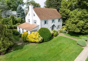 68 Oxford Road, Hempstead, NY, 6 Bedrooms Bedrooms, 11 Rooms Rooms,3 BathroomsBathrooms,Residential,For Rent,Oxford,0,KEY1016312 68 Oxford Road, Hempstead, NY, 6 Bedrooms Bedrooms, 11 Rooms Rooms,3 BathroomsBathrooms,Residential,For Rent,Oxford,0,KEY1016312