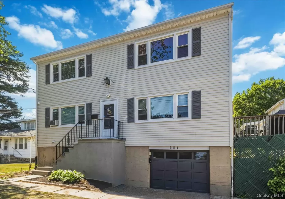508 New Rochelle Road, Eastchester, NY, 2 Bedrooms Bedrooms, 4 Rooms Rooms,1 BathroomBathrooms,Residential Lease,For Rent,New Rochelle,0,1016817 508 New Rochelle Road, Eastchester, NY, 2 Bedrooms Bedrooms, 4 Rooms Rooms,1 BathroomBathrooms,Residential Lease,For Rent,New Rochelle,0,1016817