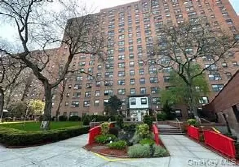 99-40 63rd Road, New York, NY, 1 Bedroom Bedrooms, 3 Rooms Rooms,1 BathroomBathrooms,Residential,For Rent,63rd,0,1017278 99-40 63rd Road, New York, NY, 1 Bedroom Bedrooms, 3 Rooms Rooms,1 BathroomBathrooms,Residential,For Rent,63rd,0,1017278
