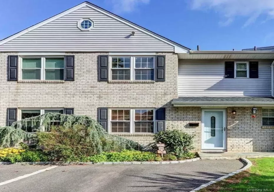15 Manors Drive, Oyster Bay, NY, 3 Bedrooms Bedrooms, 6 Rooms Rooms,2 BathroomsBathrooms,Residential Lease,For Rent,Manors,0,1017255 15 Manors Drive, Oyster Bay, NY, 3 Bedrooms Bedrooms, 6 Rooms Rooms,2 BathroomsBathrooms,Residential Lease,For Rent,Manors,0,1017255