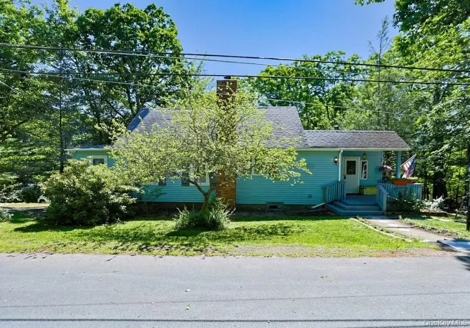 16 Highview Avenue, Mamakating, NY, 2 Bedrooms Bedrooms, 6 Rooms Rooms,1 BathroomBathrooms,Residential,For Rent,Highview,0,KEY1016442 16 Highview Avenue, Mamakating, NY, 2 Bedrooms Bedrooms, 6 Rooms Rooms,1 BathroomBathrooms,Residential,For Rent,Highview,0,KEY1016442