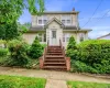 4634 Iris Lane, North Hempstead, NY, 3 Bedrooms Bedrooms, 7 Rooms Rooms,1 BathroomBathrooms,Residential,For Rent,Iris,0,1017337 4634 Iris Lane, North Hempstead, NY, 3 Bedrooms Bedrooms, 7 Rooms Rooms,1 BathroomBathrooms,Residential,For Rent,Iris,0,1017337