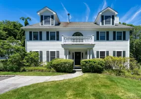5 Willow Run Road, Greenwich, CT, 5 Bedrooms Bedrooms, 12 Rooms Rooms,4 BathroomsBathrooms,Residential,For Rent,Willow Run,0,KEY1002573 5 Willow Run Road, Greenwich, CT, 5 Bedrooms Bedrooms, 12 Rooms Rooms,4 BathroomsBathrooms,Residential,For Rent,Willow Run,0,KEY1002573
