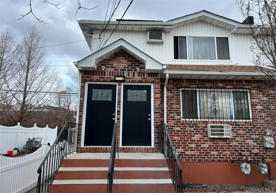 112-63 Bedell Street, New York, NY, 3 Bedrooms Bedrooms, 6 Rooms Rooms,1 BathroomBathrooms,Residential Lease,For Rent,Bedell,0,1017166 112-63 Bedell Street, New York, NY, 3 Bedrooms Bedrooms, 6 Rooms Rooms,1 BathroomBathrooms,Residential Lease,For Rent,Bedell,0,1017166