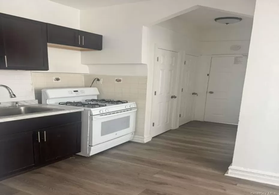 317 96th Street, New York, NY, 3 Bedrooms Bedrooms, 6 Rooms Rooms,1 BathroomBathrooms,Residential Lease,For Rent,96th,0,KEY1016580 317 96th Street, New York, NY, 3 Bedrooms Bedrooms, 6 Rooms Rooms,1 BathroomBathrooms,Residential Lease,For Rent,96th,0,KEY1016580