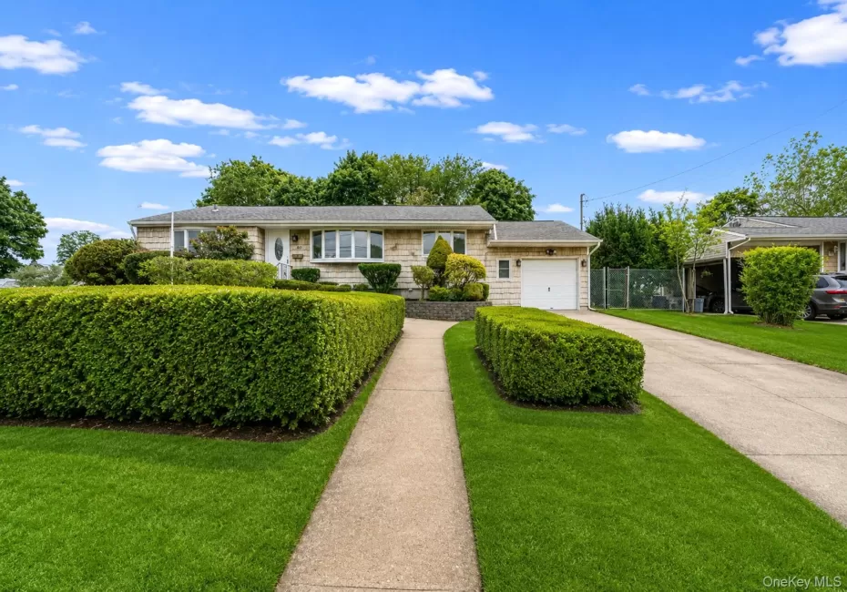 40 Cypress Street, Islip, NY, 3 Bedrooms Bedrooms, 8 Rooms Rooms,2 BathroomsBathrooms,Residential,For Rent,Cypress,0,1016939 40 Cypress Street, Islip, NY, 3 Bedrooms Bedrooms, 8 Rooms Rooms,2 BathroomsBathrooms,Residential,For Rent,Cypress,0,1016939