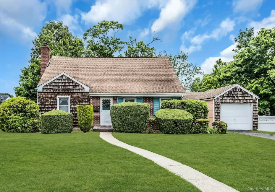 2 Cliff Road, Hempstead, NY, 3 Bedrooms Bedrooms, 7 Rooms Rooms,2 BathroomsBathrooms,Residential,For Rent,Cliff,0,1017387 2 Cliff Road, Hempstead, NY, 3 Bedrooms Bedrooms, 7 Rooms Rooms,2 BathroomsBathrooms,Residential,For Rent,Cliff,0,1017387