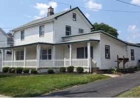 11 Franklin Avenue, Orangetown, NY, 1 Bedroom Bedrooms, 3 Rooms Rooms,1 BathroomBathrooms,Residential Lease,For Rent,Franklin,0,KEY1017227 11 Franklin Avenue, Orangetown, NY, 1 Bedroom Bedrooms, 3 Rooms Rooms,1 BathroomBathrooms,Residential Lease,For Rent,Franklin,0,KEY1017227