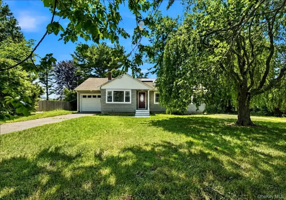 725 Peconic Lane, Southold, NY, 3 Bedrooms Bedrooms, 5 Rooms Rooms,1 BathroomBathrooms,Residential,For Rent,Peconic,0,1017498 725 Peconic Lane, Southold, NY, 3 Bedrooms Bedrooms, 5 Rooms Rooms,1 BathroomBathrooms,Residential,For Rent,Peconic,0,1017498