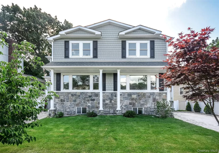 59A Hickory Road, North Hempstead, NY, 3 Bedrooms Bedrooms, 6 Rooms Rooms,2 BathroomsBathrooms,Residential Lease,For Rent,Hickory,0,1017497 59A Hickory Road, North Hempstead, NY, 3 Bedrooms Bedrooms, 6 Rooms Rooms,2 BathroomsBathrooms,Residential Lease,For Rent,Hickory,0,1017497