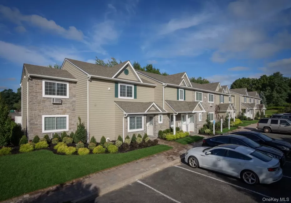 2 Victorian Court, Brookhaven, NY, 2 Bedrooms Bedrooms, 6 Rooms Rooms,2 BathroomsBathrooms,Residential Lease,For Rent,Victorian,0,1017542 2 Victorian Court, Brookhaven, NY, 2 Bedrooms Bedrooms, 6 Rooms Rooms,2 BathroomsBathrooms,Residential Lease,For Rent,Victorian,0,1017542