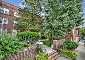 1 Ash place, North Hempstead, NY, 1 Bedroom Bedrooms, 5 Rooms Rooms,1 BathroomBathrooms,Residential Lease,For Rent,Ash place,0,1017617 1 Ash place, North Hempstead, NY, 1 Bedroom Bedrooms, 5 Rooms Rooms,1 BathroomBathrooms,Residential Lease,For Rent,Ash place,0,1017617
