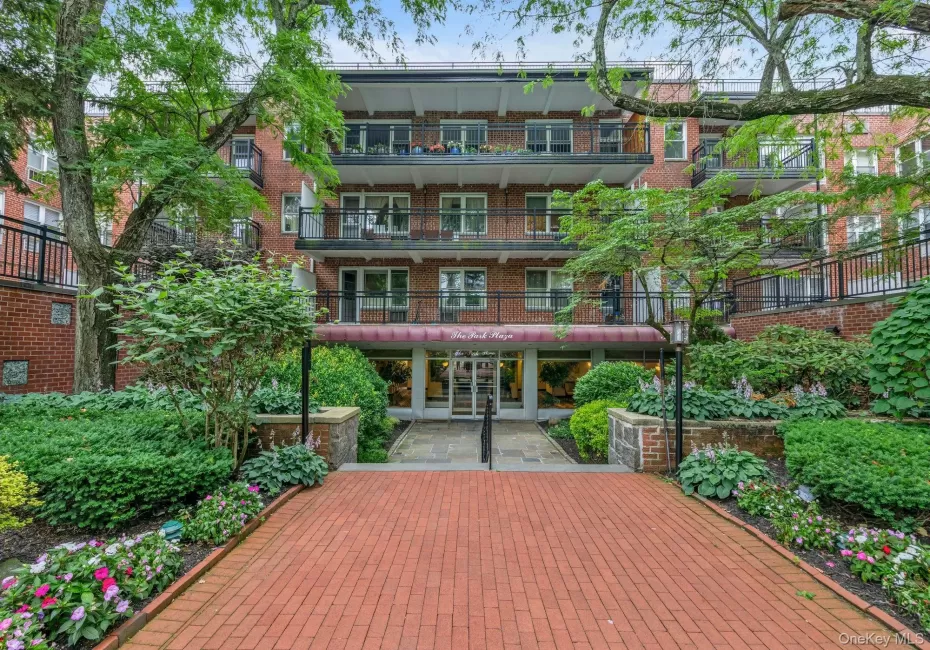 30 Stoner Avenue, North Hempstead, NY, 2 Bedrooms Bedrooms, 5 Rooms Rooms,2 BathroomsBathrooms,Residential,For Rent,Stoner,0,KEY981074 30 Stoner Avenue, North Hempstead, NY, 2 Bedrooms Bedrooms, 5 Rooms Rooms,2 BathroomsBathrooms,Residential,For Rent,Stoner,0,KEY981074