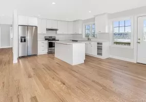 47 Lincoln Terrace, Yonkers, NY, 3 Bedrooms Bedrooms, 6 Rooms Rooms,2 BathroomsBathrooms,Residential Lease,For Rent,Lincoln,0,KEY1010601 47 Lincoln Terrace, Yonkers, NY, 3 Bedrooms Bedrooms, 6 Rooms Rooms,2 BathroomsBathrooms,Residential Lease,For Rent,Lincoln,0,KEY1010601