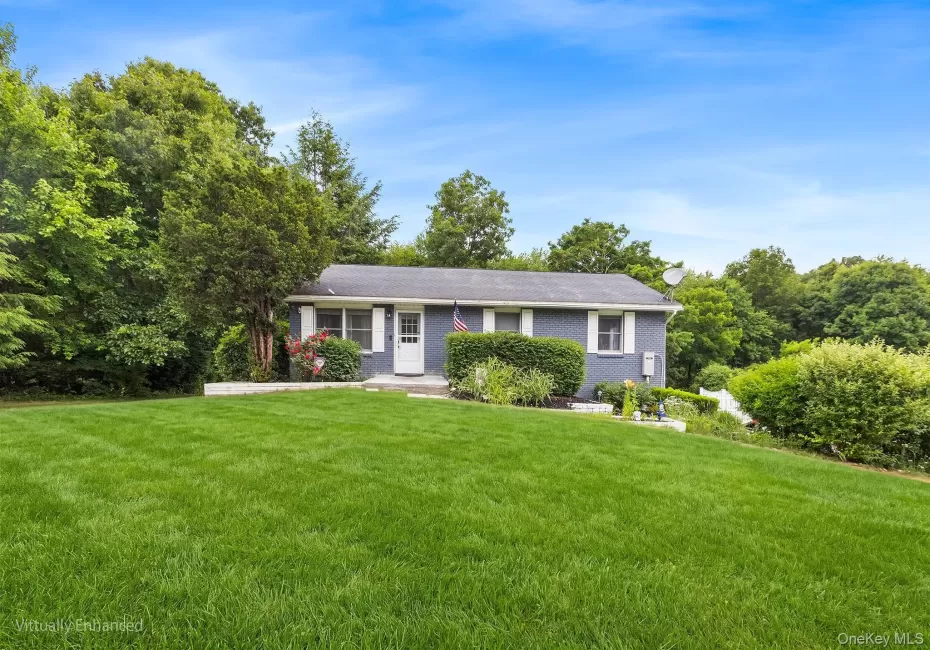 11 Sharon Drive, Lloyd, NY, 3 Bedrooms Bedrooms, 5 Rooms Rooms,1 BathroomBathrooms,Residential,For Rent,Sharon,0,KEY1001435 11 Sharon Drive, Lloyd, NY, 3 Bedrooms Bedrooms, 5 Rooms Rooms,1 BathroomBathrooms,Residential,For Rent,Sharon,0,KEY1001435