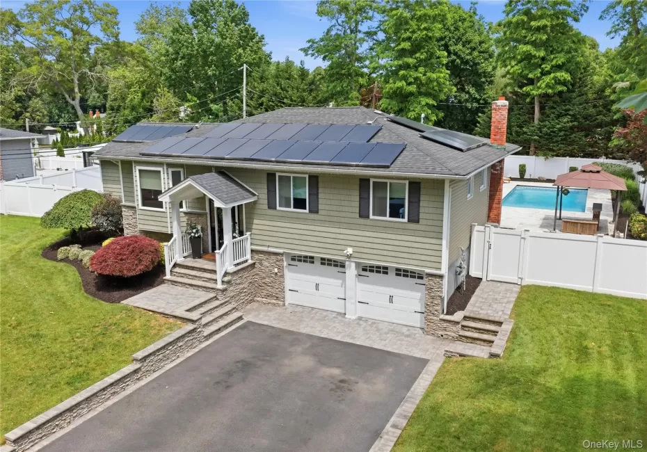 3 Del Place, Smithtown, NY, 4 Bedrooms Bedrooms, 9 Rooms Rooms,3 BathroomsBathrooms,Residential,For Rent,Del,0,KEY1016569 3 Del Place, Smithtown, NY, 4 Bedrooms Bedrooms, 9 Rooms Rooms,3 BathroomsBathrooms,Residential,For Rent,Del,0,KEY1016569