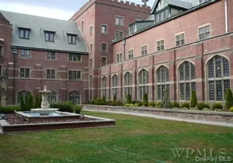 207 Chateau Rive, Peekskill, NY, 1 Bedroom Bedrooms, 3 Rooms Rooms,1 BathroomBathrooms,Residential Lease,For Rent,Chateau Rive,0,KEY943109 207 Chateau Rive, Peekskill, NY, 1 Bedroom Bedrooms, 3 Rooms Rooms,1 BathroomBathrooms,Residential Lease,For Rent,Chateau Rive,0,KEY943109