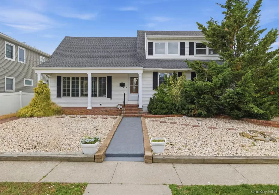 4146 new york Avenue, Hempstead, NY, 5 Bedrooms Bedrooms, 9 Rooms Rooms,3 BathroomsBathrooms,Residential,For Rent,new york,0,KEY1014724 4146 new york Avenue, Hempstead, NY, 5 Bedrooms Bedrooms, 9 Rooms Rooms,3 BathroomsBathrooms,Residential,For Rent,new york,0,KEY1014724