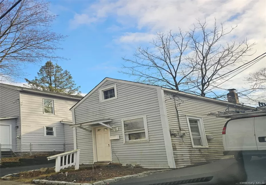 45 Knapp Avenue, Middletown, NY, 1 Bedroom Bedrooms, 4 Rooms Rooms,1 BathroomBathrooms,Residential,For Rent,Knapp,0,KEY977325 45 Knapp Avenue, Middletown, NY, 1 Bedroom Bedrooms, 4 Rooms Rooms,1 BathroomBathrooms,Residential,For Rent,Knapp,0,KEY977325
