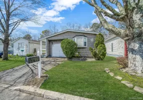 191 Village Circle, Brookhaven, NY, 2 Bedrooms Bedrooms, 5 Rooms Rooms,2 BathroomsBathrooms,Residential,For Rent,Village,0,969139 191 Village Circle, Brookhaven, NY, 2 Bedrooms Bedrooms, 5 Rooms Rooms,2 BathroomsBathrooms,Residential,For Rent,Village,0,969139