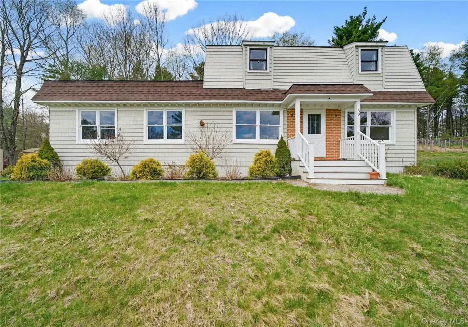 38 Marjorie Drive, Thompson, NY, 4 Bedrooms Bedrooms, 5 Rooms Rooms,2 BathroomsBathrooms,Residential,For Rent,Marjorie,0,KEY989167 38 Marjorie Drive, Thompson, NY, 4 Bedrooms Bedrooms, 5 Rooms Rooms,2 BathroomsBathrooms,Residential,For Rent,Marjorie,0,KEY989167