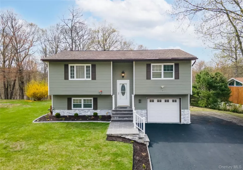 77 Kent Lake Avenue, Kent, NY, 2 Bedrooms Bedrooms, 5 Rooms Rooms,1 BathroomBathrooms,Residential,For Rent,Kent Lake,0,991386 77 Kent Lake Avenue, Kent, NY, 2 Bedrooms Bedrooms, 5 Rooms Rooms,1 BathroomBathrooms,Residential,For Rent,Kent Lake,0,991386