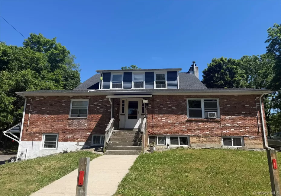 2727 Route 94, Blooming Grove, NY, 2 Bedrooms Bedrooms, 5 Rooms Rooms,1 BathroomBathrooms,Residential Lease,For Rent,Route 94,0,KEY1011402 2727 Route 94, Blooming Grove, NY, 2 Bedrooms Bedrooms, 5 Rooms Rooms,1 BathroomBathrooms,Residential Lease,For Rent,Route 94,0,KEY1011402