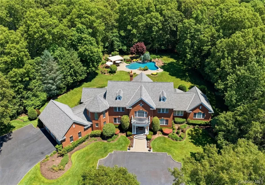 7 Fairway Court, Oyster Bay, NY, 6 Bedrooms Bedrooms, 10 Rooms Rooms,6 BathroomsBathrooms,Residential,For Rent,Fairway,0,KEY1010689 7 Fairway Court, Oyster Bay, NY, 6 Bedrooms Bedrooms, 10 Rooms Rooms,6 BathroomsBathrooms,Residential,For Rent,Fairway,0,KEY1010689